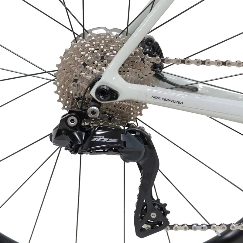 Basso Venta 105 Di2 Deda SL4 Carbon Disc Wheels 56cm-2