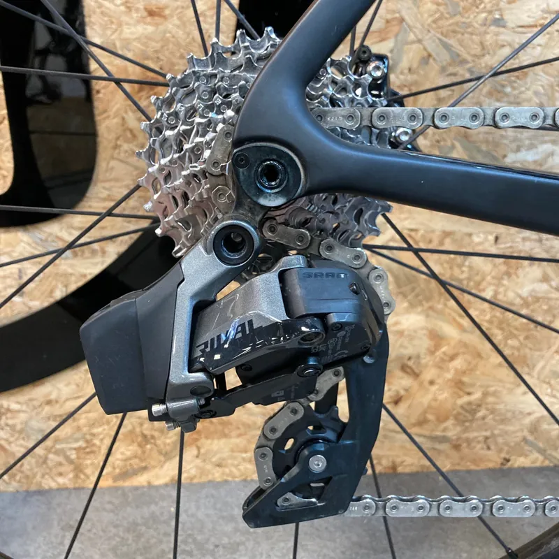 Giant Propel M/L SRAM Rival AXS/Power Meter 2024-1